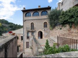 Cal Vidal, Hotel in Mura