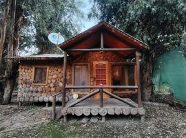 Cabaña cerca Buenaventura Mall and Easton Quilicura, viešbutis mieste Lo Solar