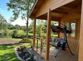 Woodlands Luxury Lake Log Cabin - Vetiver Villa