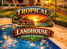 Tropical Landhouse, hotel a Sánchez