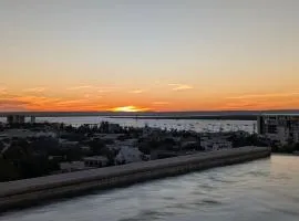 Vista Cortes 2BR 2BA Condo - Walk to the Malecon!