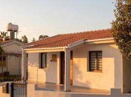 TelMar Kiti Escape House โรงแรมในKiti