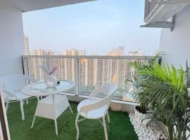 The Urban Luxe Stay