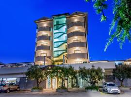 Arcom Palace, hotel Pomeziában
