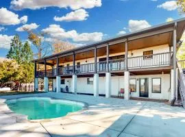 Pool and Scenic Views Lookout Mountain Home
