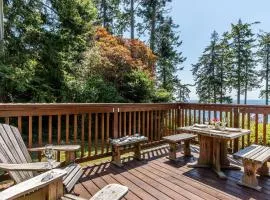 Smugglers Lagoon Beach Cottage by AvantStay