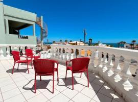 Serene oceanview home Vista del Mar, מלון בפוארטו פניאסקו