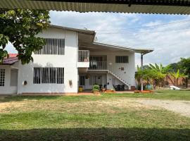 Hotel del Río Túa, ξενοδοχείο 