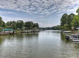 Shades of Summer by AvantStay Gazebo Dock View