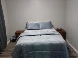 Bright Cozy 1-Bedroom Main Floor Suite