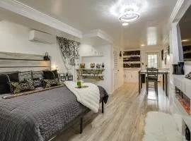 Oasis Hideaway Apt with Rainforest Shower!