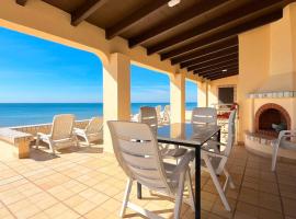 Charming 3-Bedroom Beachfront Home Bahia Delfin, khách sạn ở Las Conchas