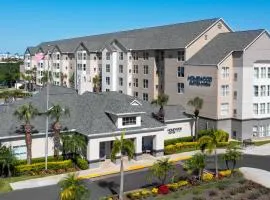 Homewood Suites by Hilton Orlando-Nearest to Universal Studios