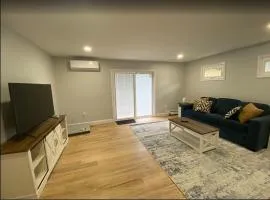 Hennessy Shore House 10 min to Beach