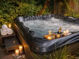 The Trout House - Turangi Holiday Home