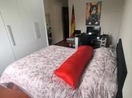 Suíte confortável, seu cantinho em minha casa