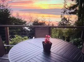 Serenity Pines by AvantStay Incredible Views