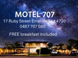 莫泰707汽車旅館