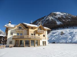 B&B Ecohotel Chalet des Alpes, hotel in Livigno