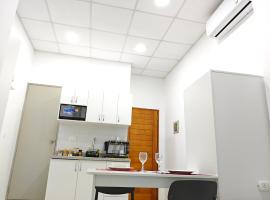 Loft con aire acondicionado, entrada independiente, Wifi, Terma digital, Hotel in Piura