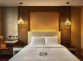 露夏旅社 l 納康商旅 l 智能入住 l 鄰近花園夜市