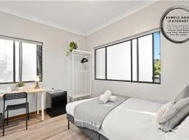 Cozy Double Room - Mins to Station & Olympic Park - Shared Bathroom