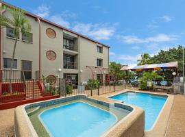 Waters Edge The Strand, hotell i Townsville