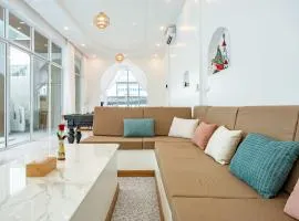 Best Location 5BR Pool Villa Pattaya Downtown