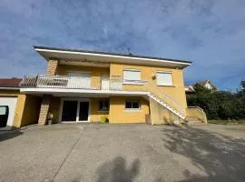 Appartement dans maison