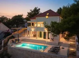 Luxury villa Leisure Seaside Brac with private pool