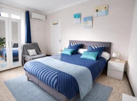 superbe appartement et son garage privé gratuit, hotel a Nîmes