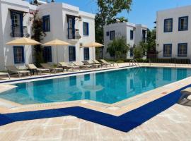 Ege Apartments, hotel Yalıkavakban