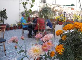 Hotel Tenki Kathmandu, hotel en Katmandú