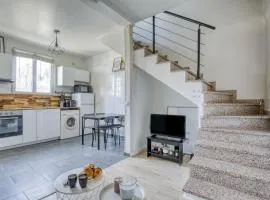 2 Bedrooms, Close to Paris, Le Green