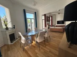 LE PALAIS DE LEO Luxury Apt Epernay Hyper center 4P Balcony AC