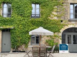 Maison Marguerite, Maison de Charme,jacuzzi, hotel di Gigny