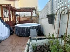 Quadruplex with Hot Tub & Pool Table
