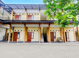 OYO 95130 Poerto Lemon Guest House, hotell i Yogyakarta