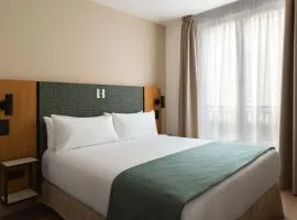 Limehome Versailles Rue du Bailliage