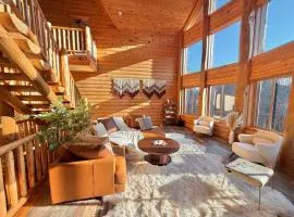 Wolf Laurel Lodge - Luxury Log Cabin Retreat for Private Gatherings