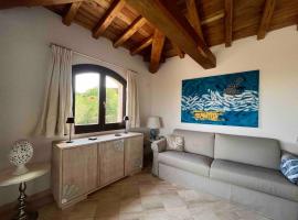Villa Rosetta Punta Molara near Brandinchi and private beach sea view wifi, BBQ, hotel a Punta Molara