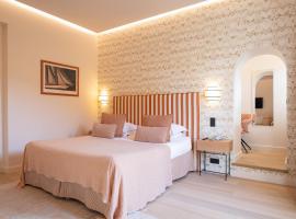 La Bastide Du Port - Hôtel de Charme โรงแรมในแซ็ง-ทรอเป