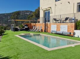 Villa Contenta Canyelles, hotel u gradu Canyelles