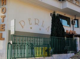 고르나오랴호비차에 위치한 호텔 Hotel Perla