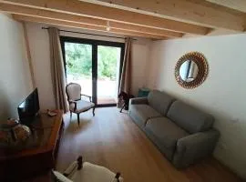 La Maison d'alpage La Forclaz, rivière & forêt