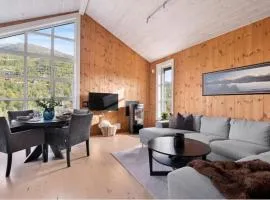 Stranda Fjellgrend, 2 bedrooms and loft 96B