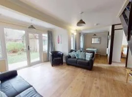 09 Trevithick Court, Tolroy Manor