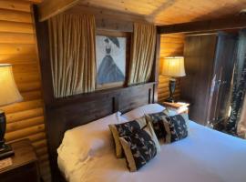 Wild Oats Lodge 11 - Yellowtop Country Park - Hot Tub - Yorkshire, hotel di Selby