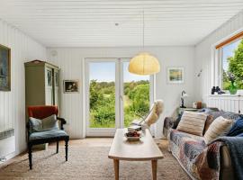 Holiday Home With View Over Mols Hills, hotel a Knebel