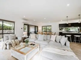 The Farm - Refined Country Retreat near Town Centre